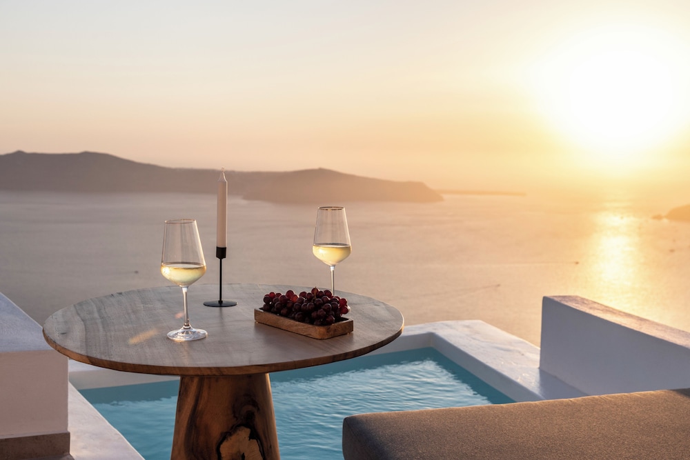 LUKAS Aethereal Living — Swimming pool in Imerovigli, South Aegean