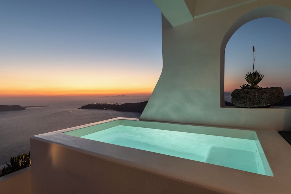 LUKAS Aethereal Living — Swimming pool in Imerovigli, South Aegean