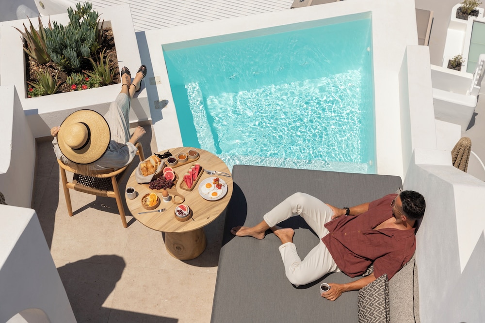 LUKAS Aethereal Living — Swimming pool in Imerovigli, South Aegean