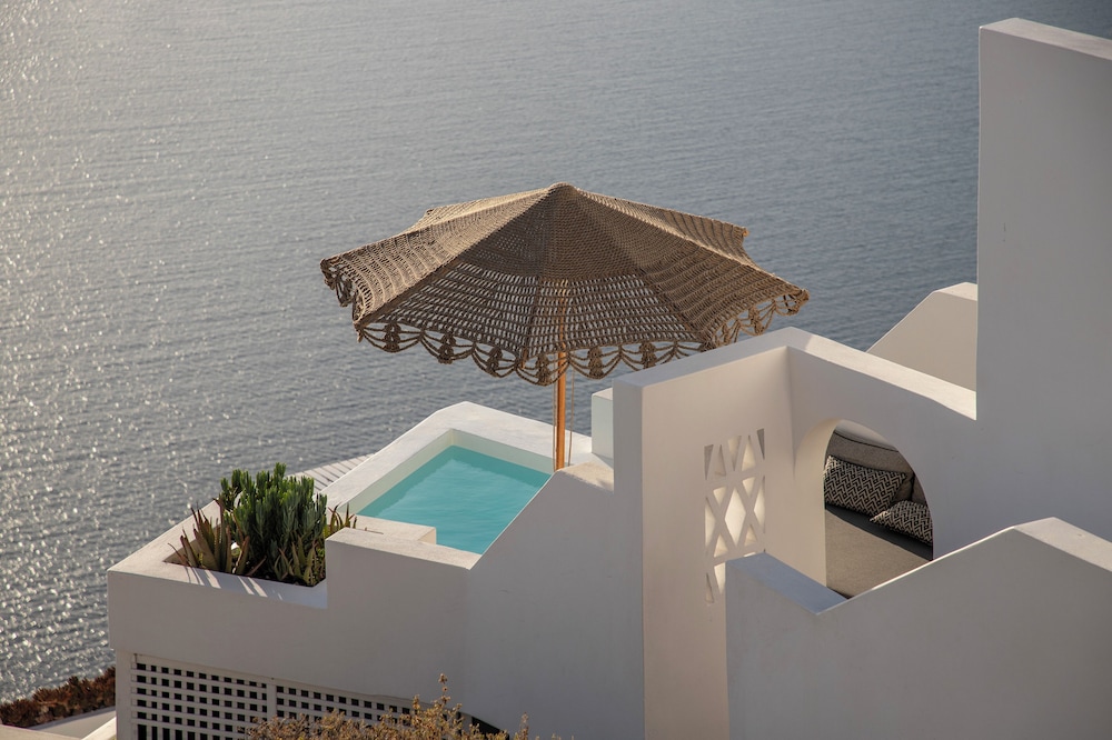 LUKAS Aethereal Living — Swimming pool in Imerovigli, South Aegean