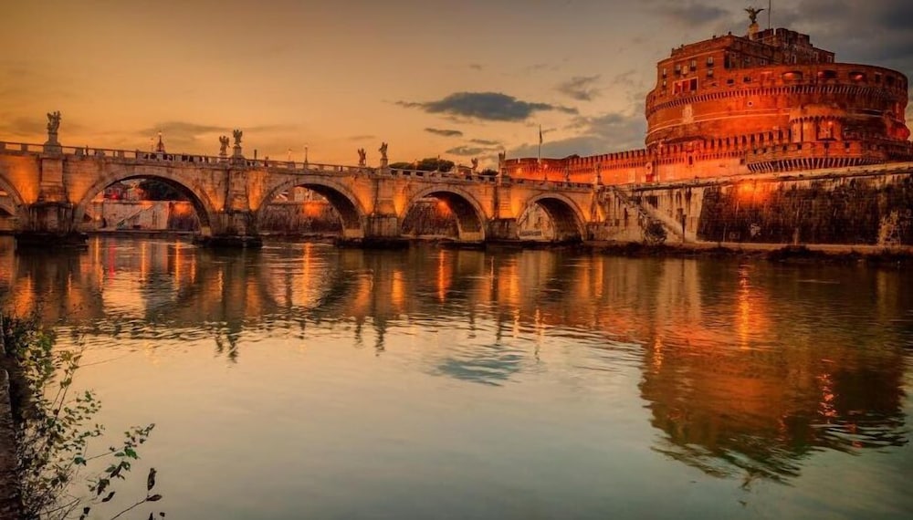 Vatican's Roof — Attractions in the area in Rome, Lazio
