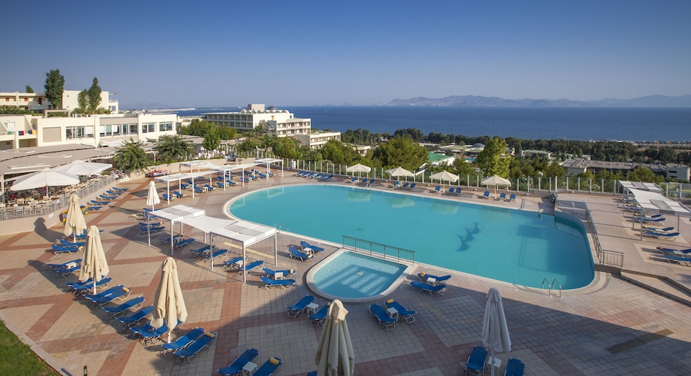 Kipriotis Aqualand by Anayia All Inclusive Resorts — Swimming pool in Psalidi, South Aegean