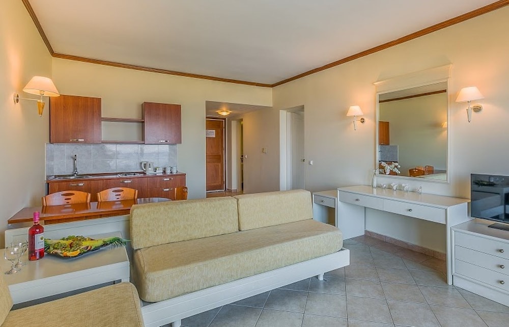 Kipriotis Aqualand by Anayia All Inclusive Resorts — Hotel rooms in Psalidi, South Aegean