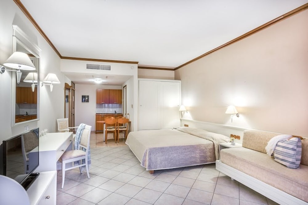 Kipriotis Aqualand by Anayia All Inclusive Resorts — Hotel rooms in Psalidi, South Aegean