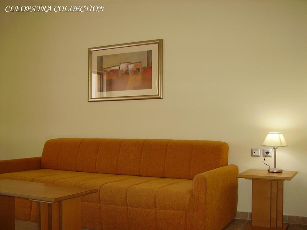 Cleopatra Classic Hotel — Hotel rooms in Kardamena, South Aegean