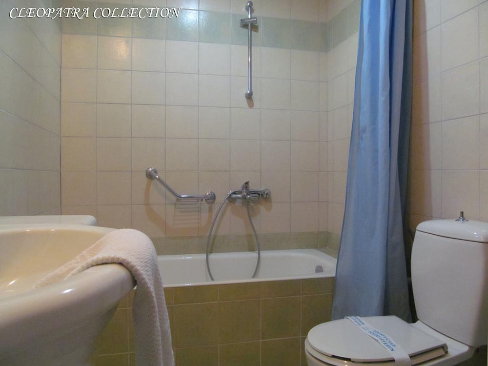 Cleopatra Classic Hotel — Hotel rooms in Kardamena, South Aegean