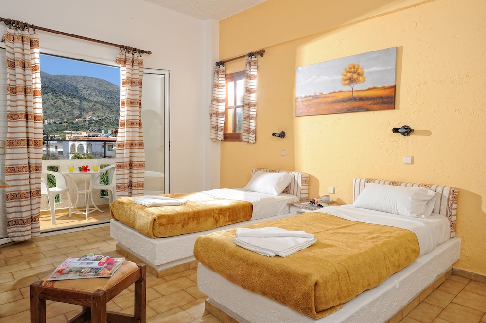 Stelios Residence Apartments — Hotel rooms in Malia