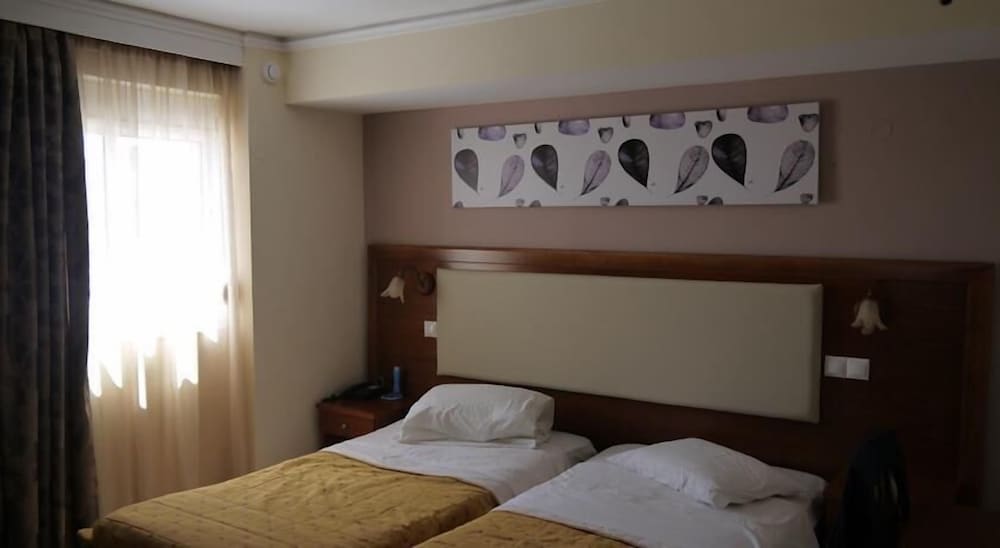 Agrelli Hotel — Hotel rooms in Kardamena, South Aegean