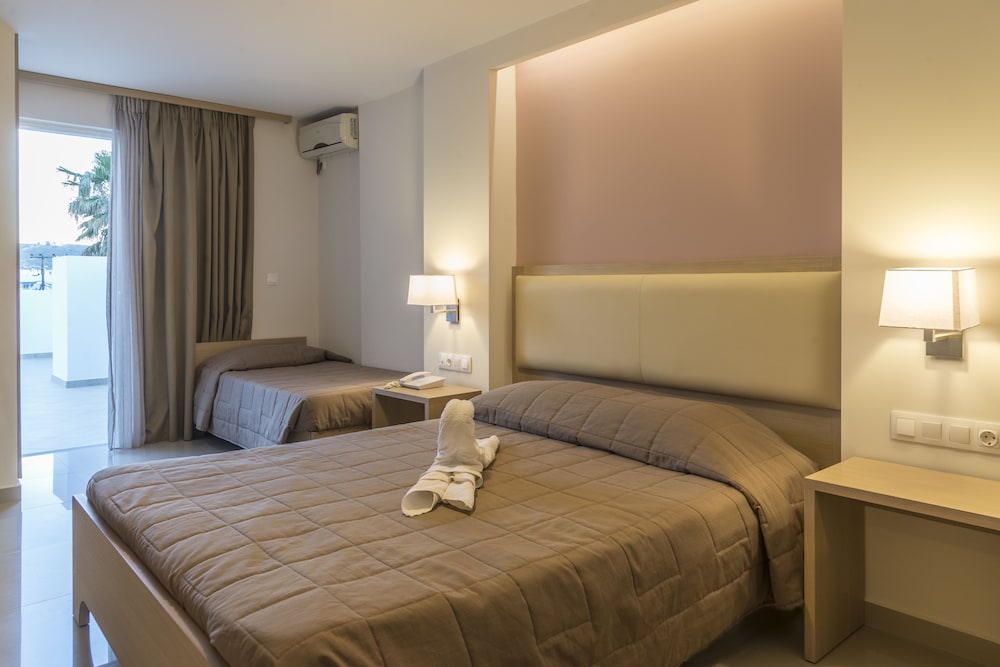 Agrelli Hotel — Hotel rooms in Kardamena, South Aegean