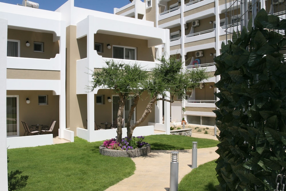Agrelli Hotel — Hotel building in Kardamena, South Aegean