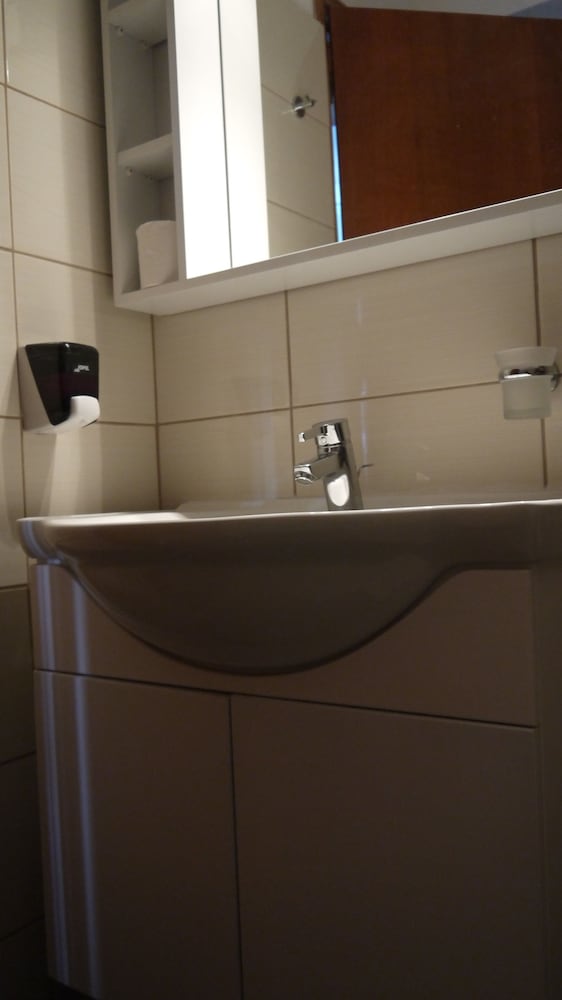 Agrelli Hotel — Hotel rooms in Kardamena, South Aegean