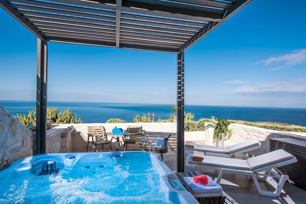 Happy Cretan Suites