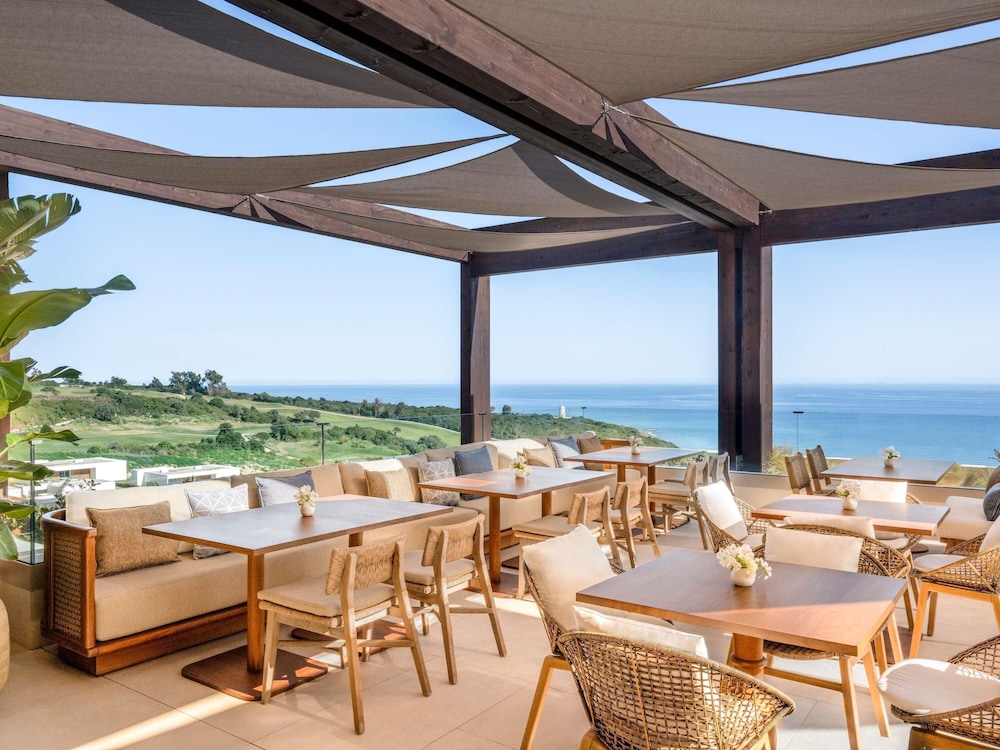 Fairmont La Hacienda Costa del Sol — Restaurant & bars in San Roque, Andalusia