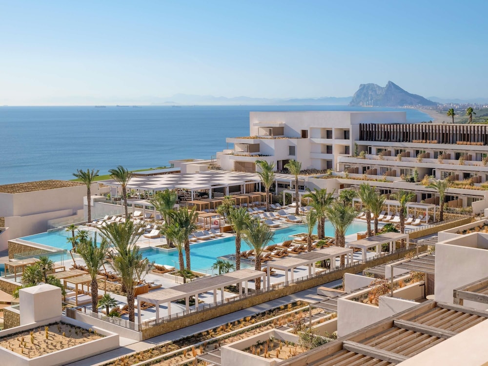 Fairmont La Hacienda Costa del Sol — Hotel building in San Roque, Andalusia