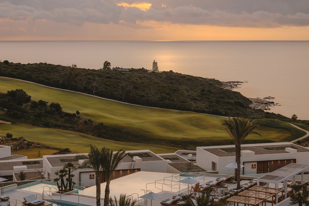 Fairmont La Hacienda Costa del Sol — Hotel building in San Roque, Andalusia