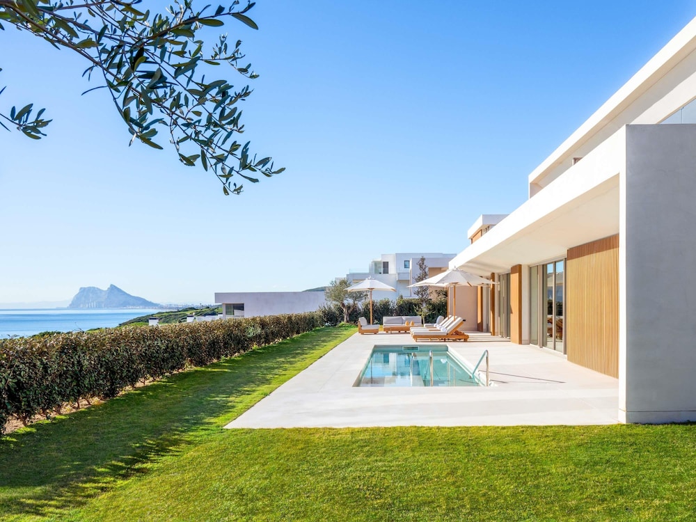 Fairmont La Hacienda Costa del Sol — Swimming pool in San Roque, Andalusia
