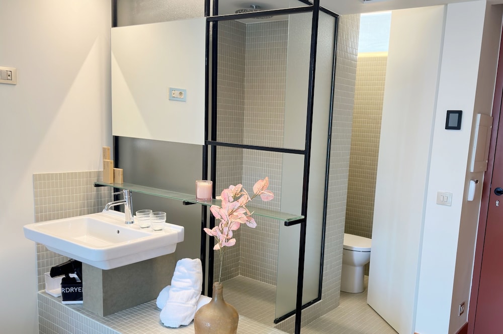 Hotel SunClub CalaVinya — Hotel rooms in Salou, Catalonia