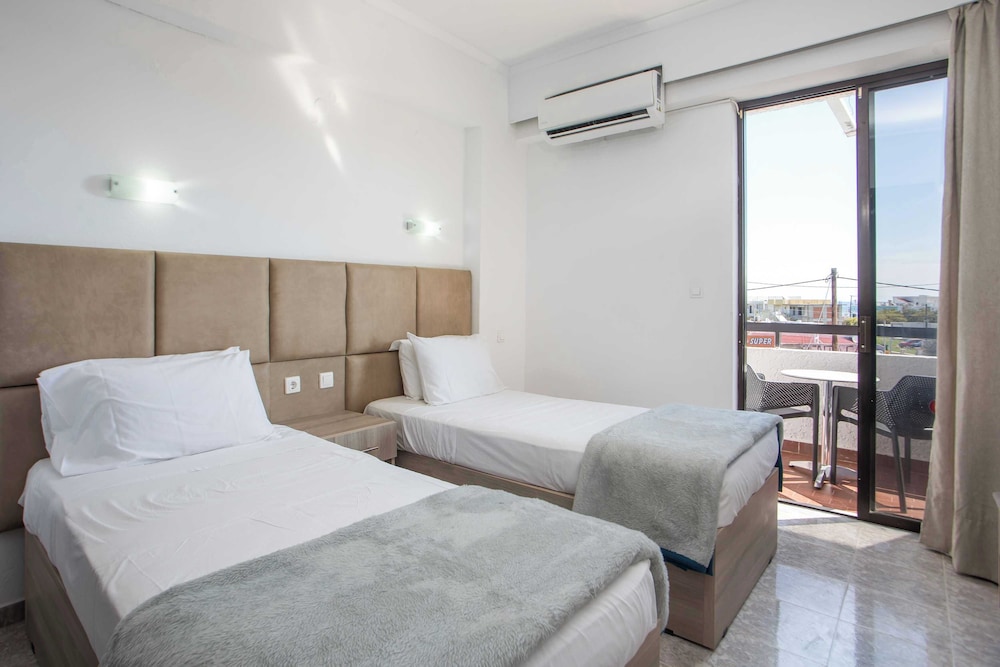 Butterfly Studios — Hotel rooms in Faliraki, South Aegean