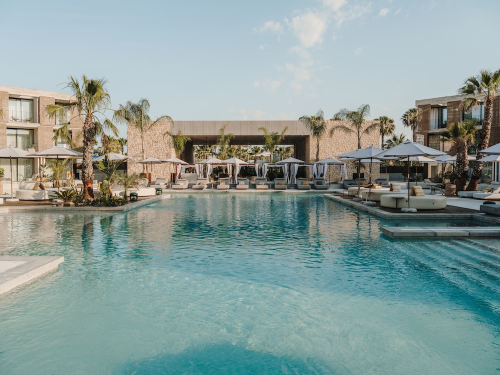 Bonito Ibiza by NCalma Hotels — Swimming pool in San Antonio, Balearic Islands