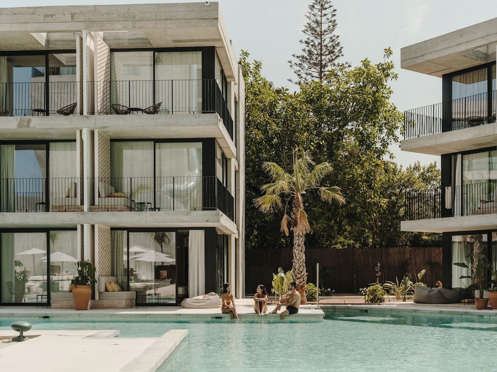 Bonito Ibiza by NCalma Hotels — Swimming pool in San Antonio, Balearic Islands