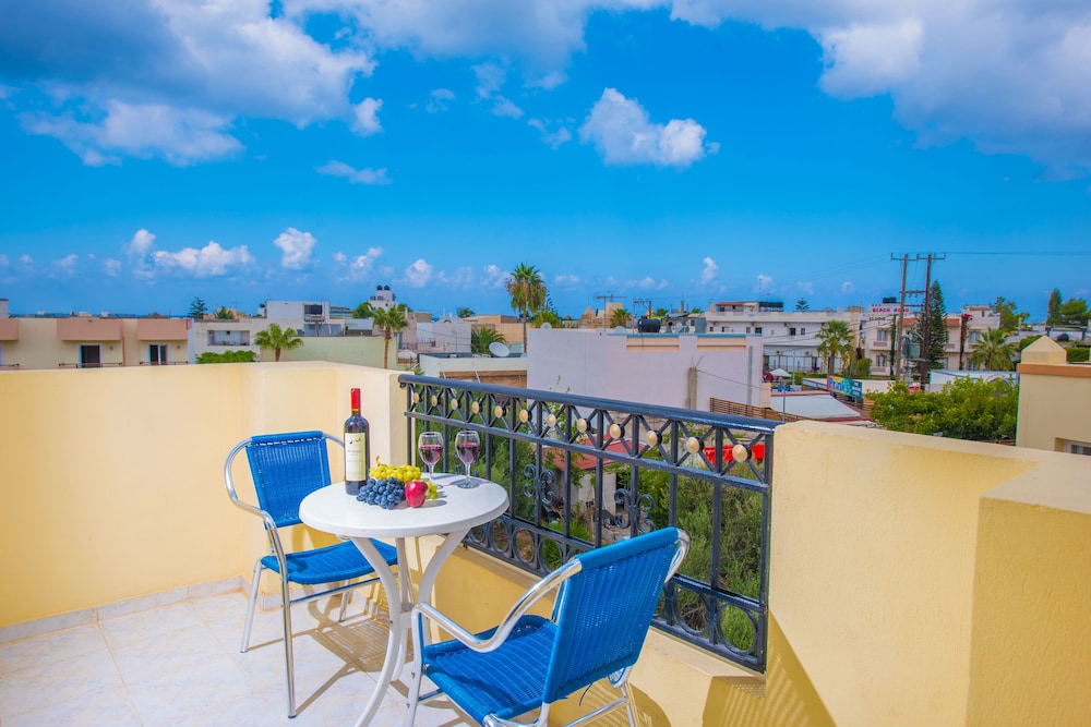 Irida Apartments by Estia — Hotel rooms in Malia
