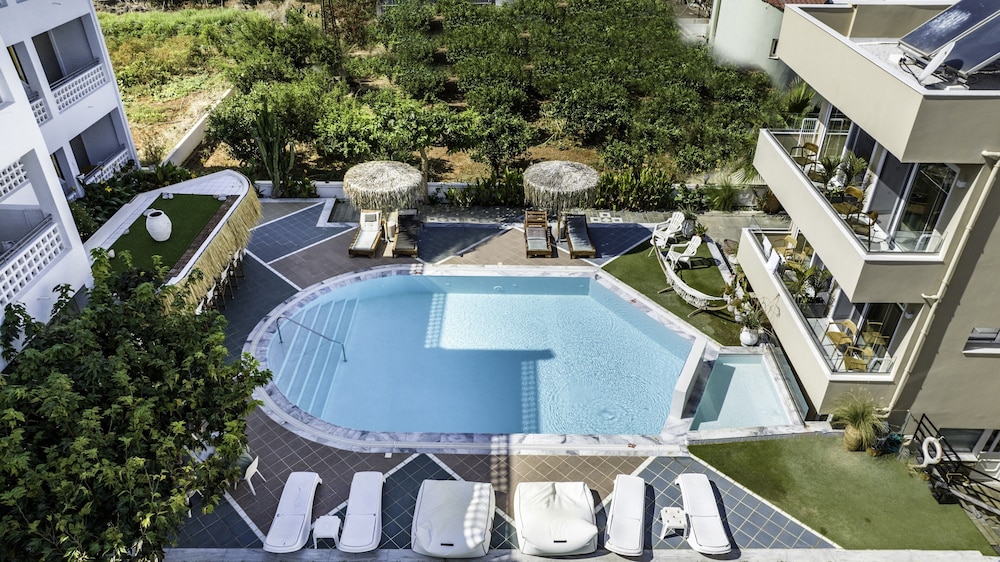 Stella Maria — Swimming pool in Malia