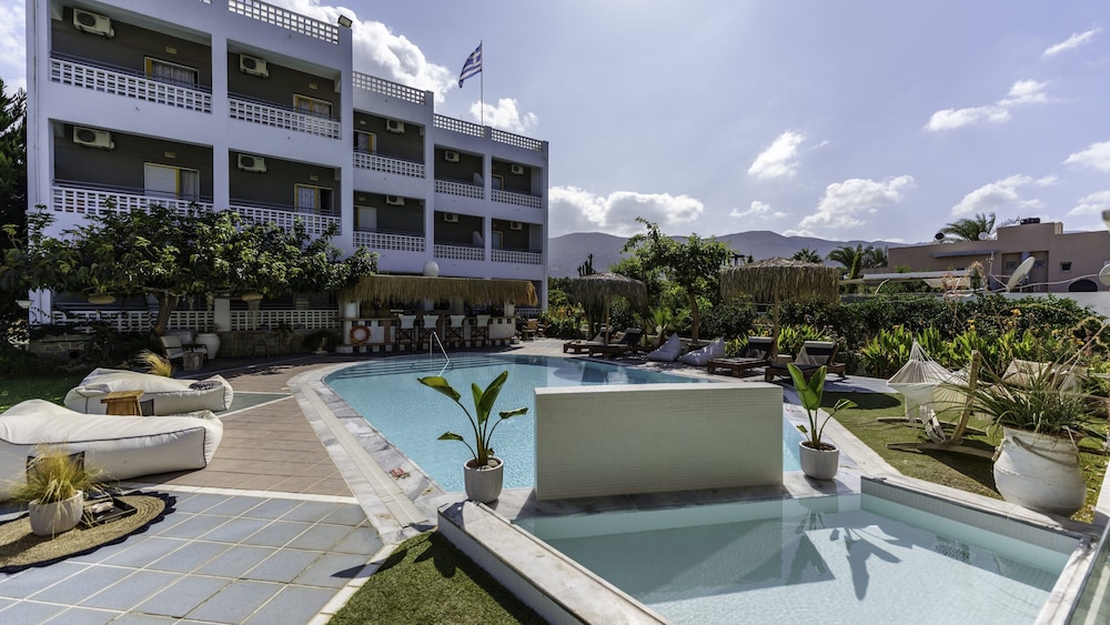 Stella Maria — Swimming pool in Malia