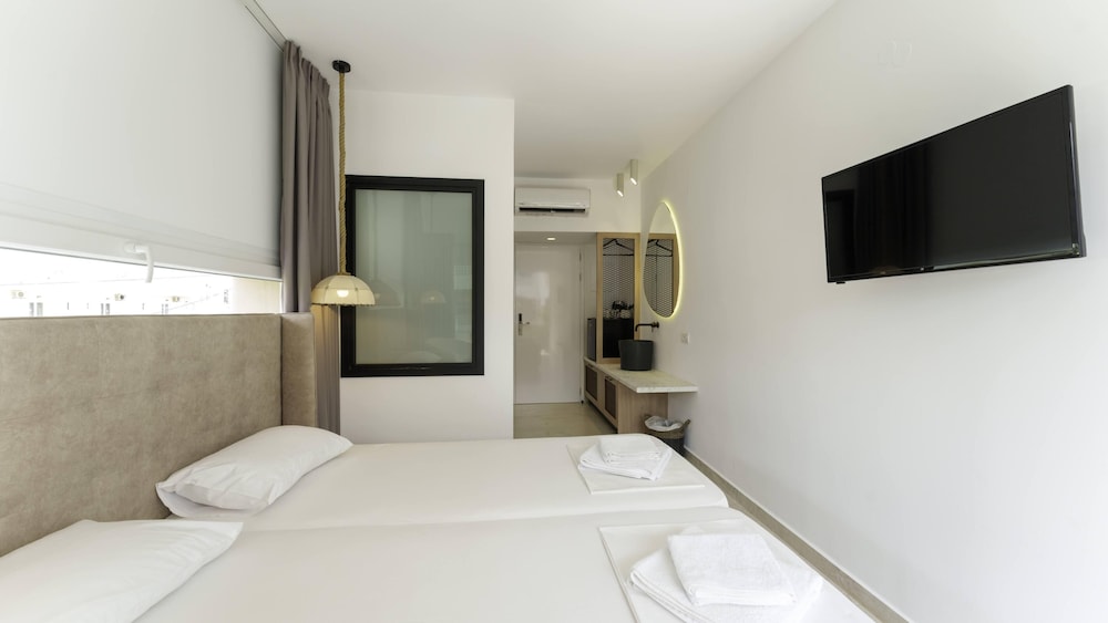 Stella Maria — Hotel rooms in Malia