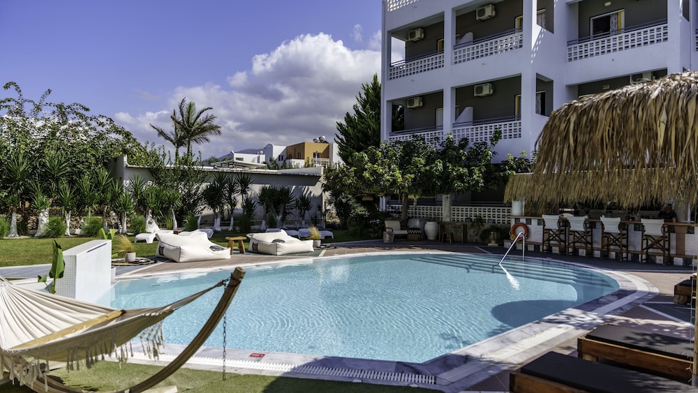 Stella Maria — Swimming pool in Malia