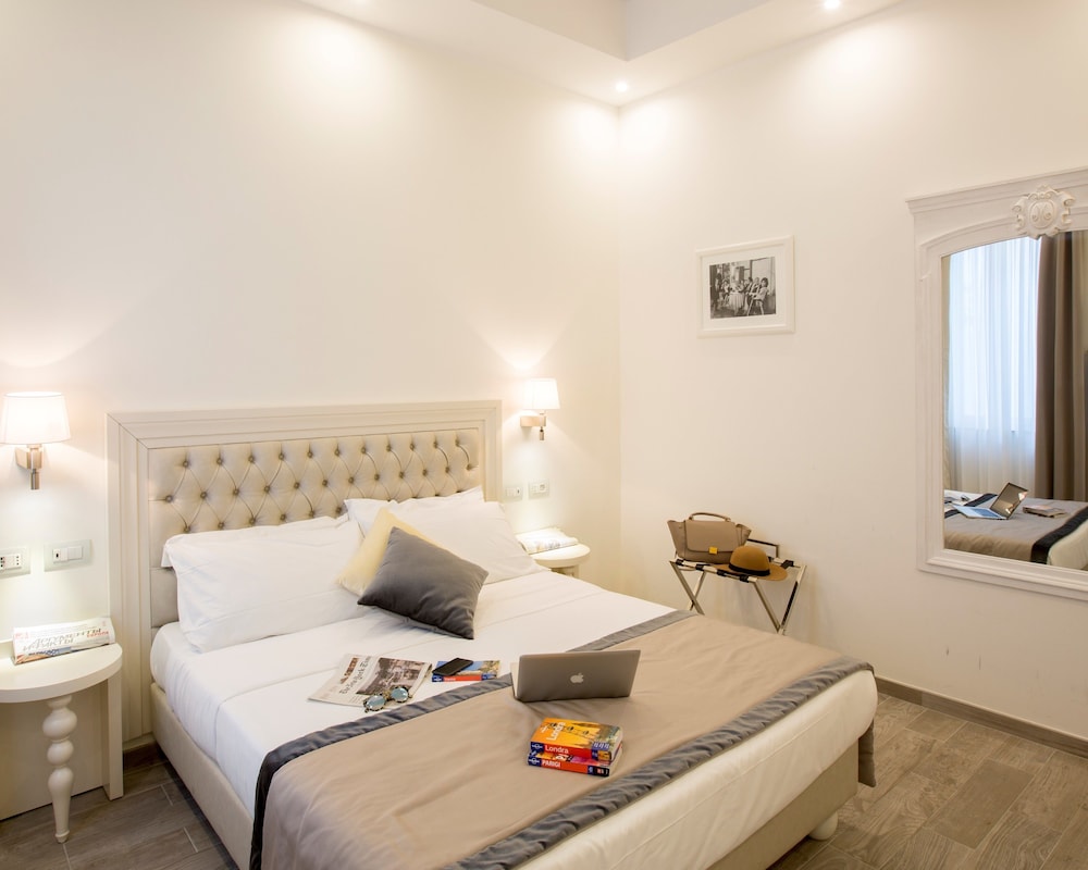 Relais Monti — Hotel rooms in Rome, Lazio