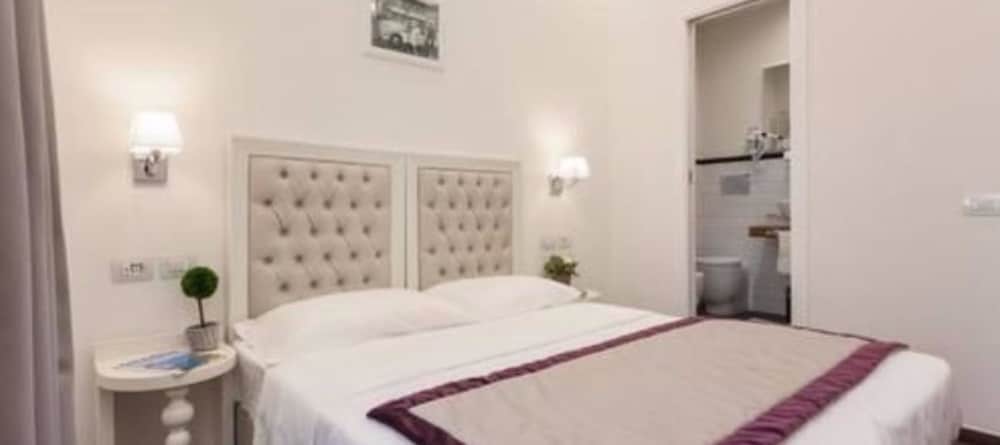 Relais Monti — Hotel rooms in Rome, Lazio