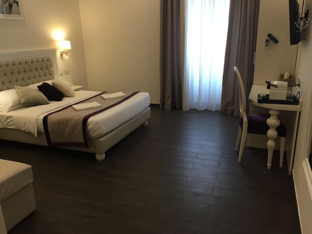 Relais Monti — Hotel rooms in Rome, Lazio