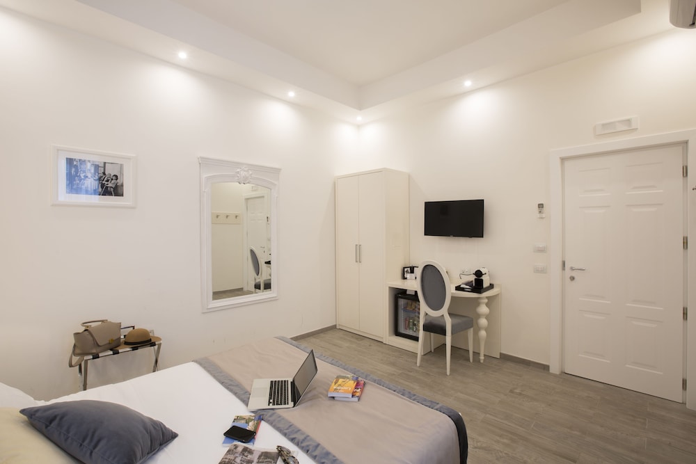 Relais Monti — Hotel rooms in Rome, Lazio