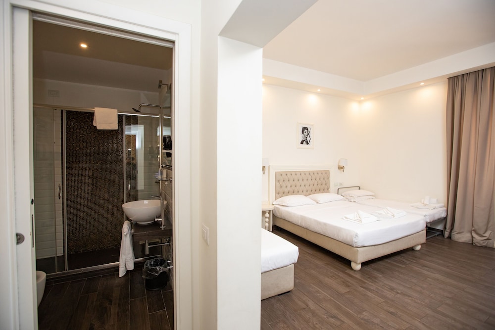Relais Monti — Hotel rooms in Rome, Lazio