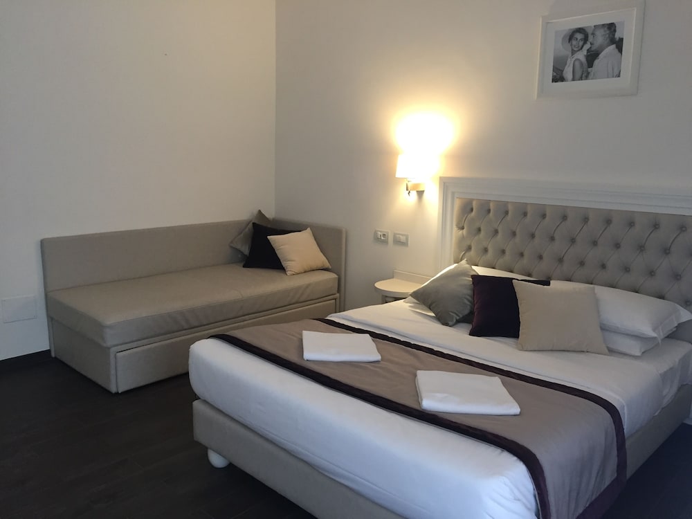 Relais Monti — Hotel rooms in Rome, Lazio