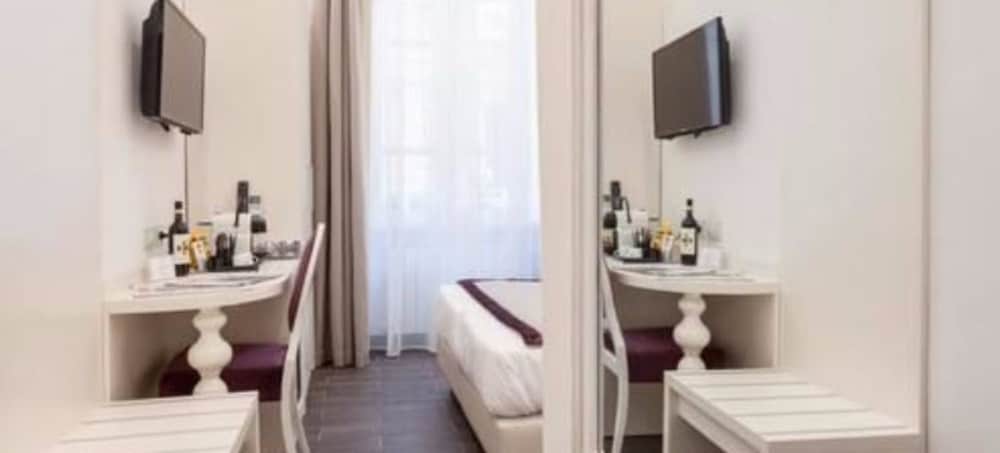 Relais Monti — Hotel rooms in Rome, Lazio