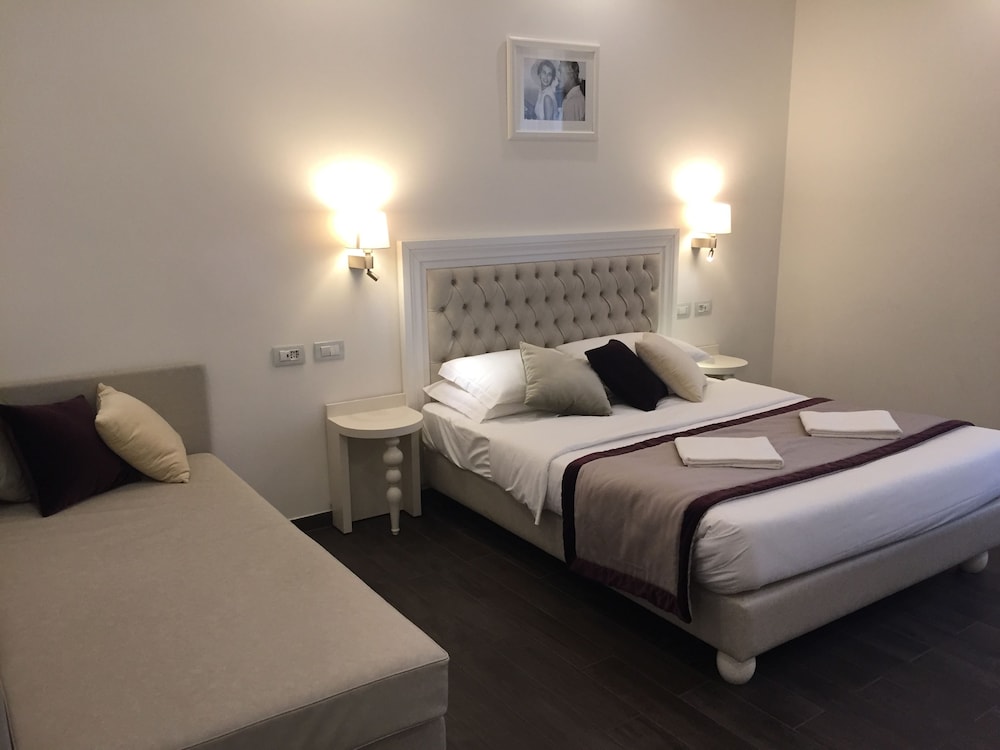 Relais Monti — Hotel rooms in Rome, Lazio