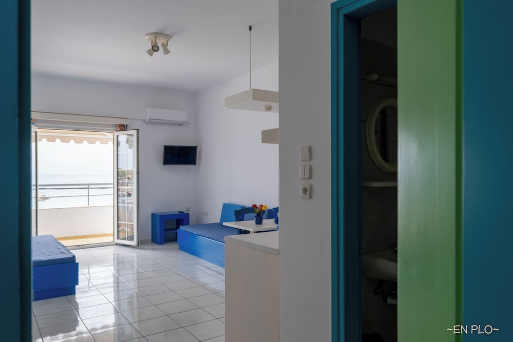 Enplo Apartments — Hotel rooms in Hersonissos