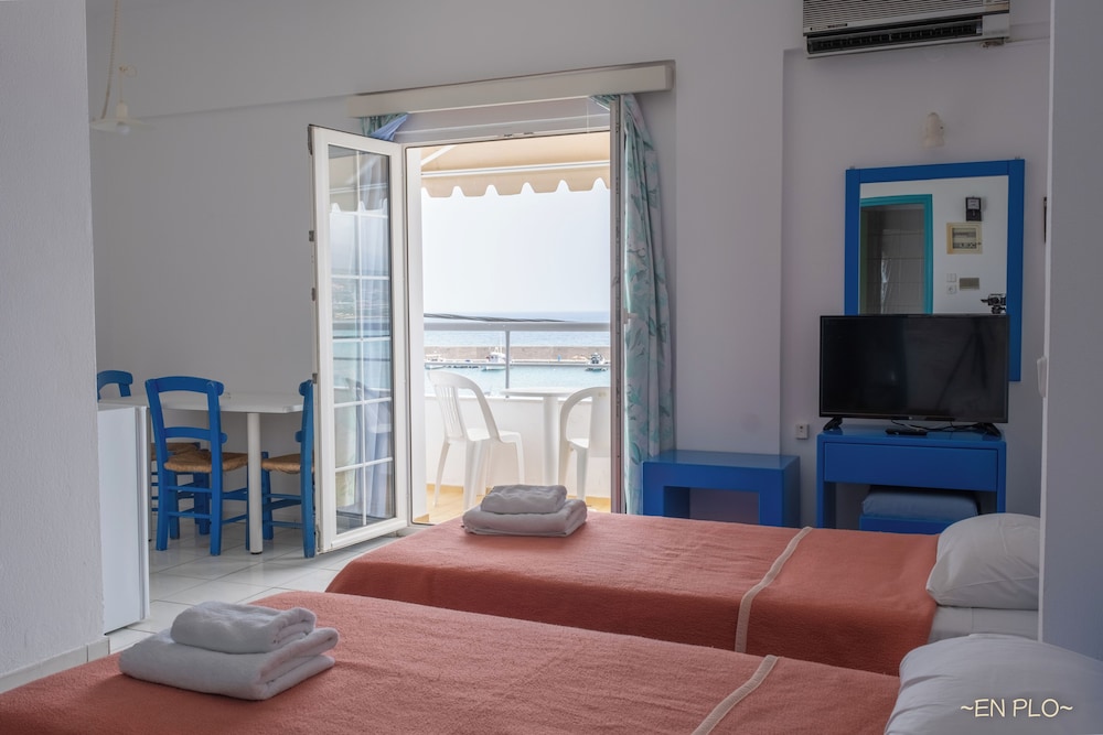 Enplo Apartments — Hotel rooms in Hersonissos
