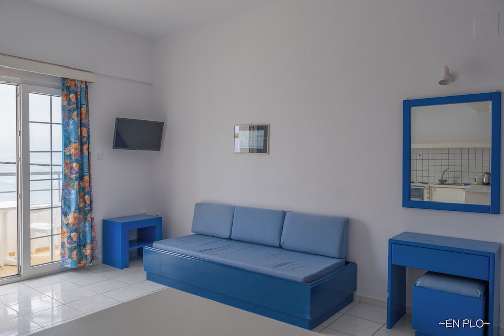 Enplo Apartments — Hotel rooms in Hersonissos