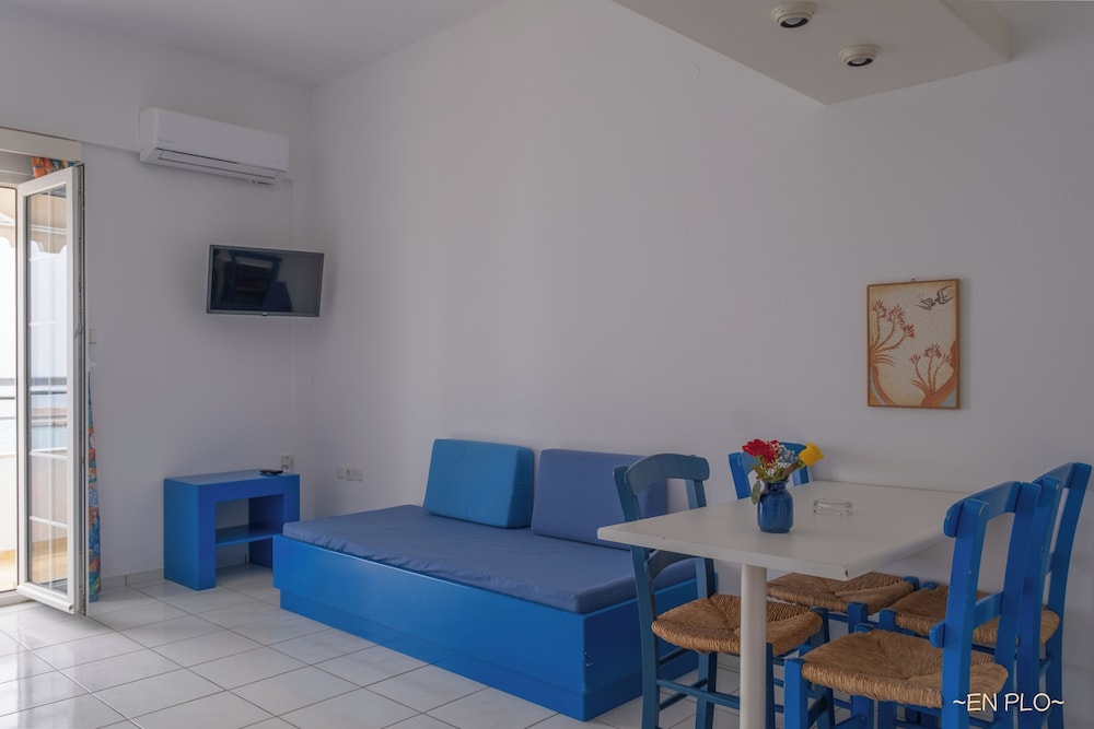 Enplo Apartments — Hotel rooms in Hersonissos