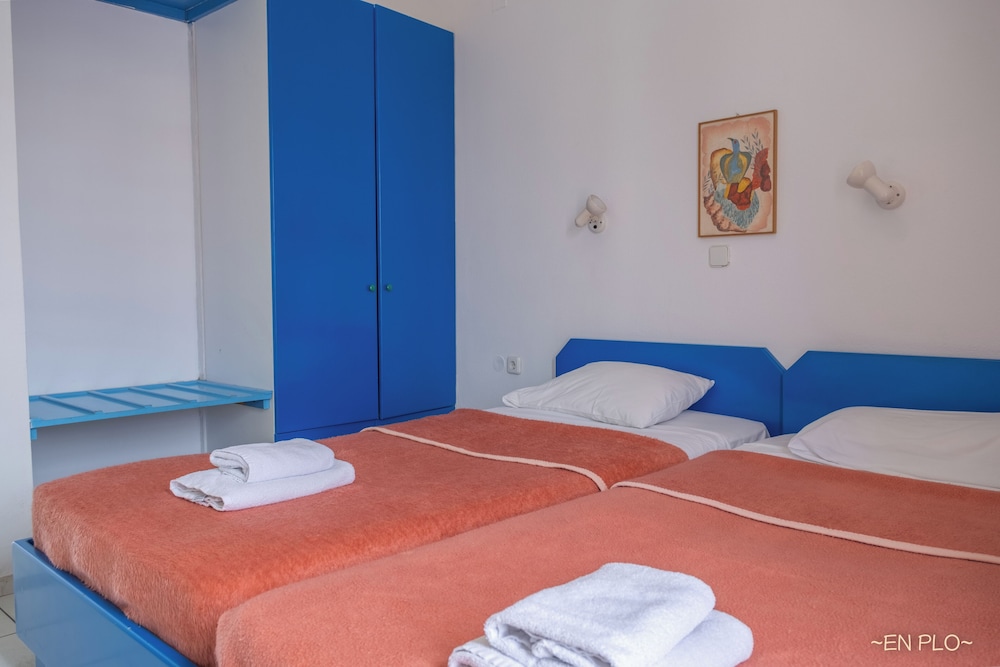 Enplo Apartments — Hotel rooms in Hersonissos