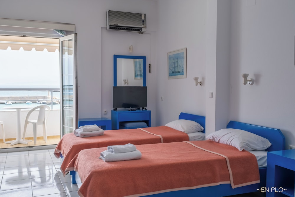 Enplo Apartments — Hotel rooms in Hersonissos