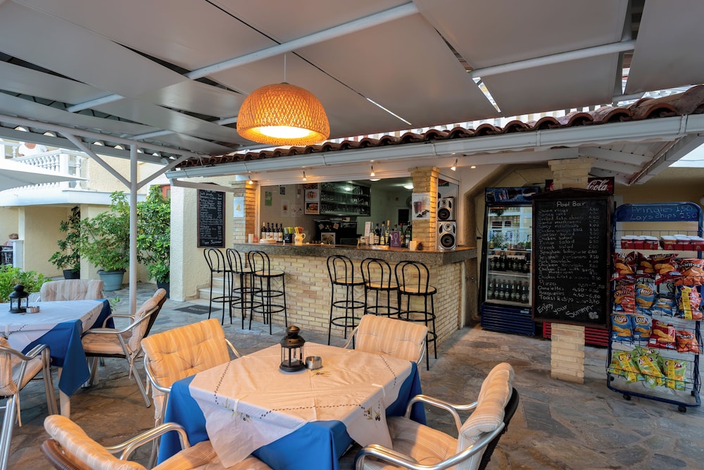 Iliessa Beach Hotel by GHH — Restaurant & bars in Argassi, Ionian Islands