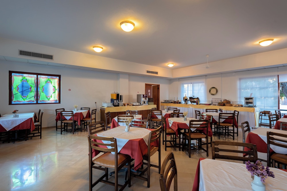 Iliessa Beach Hotel by GHH — Restaurant & bars in Argassi, Ionian Islands