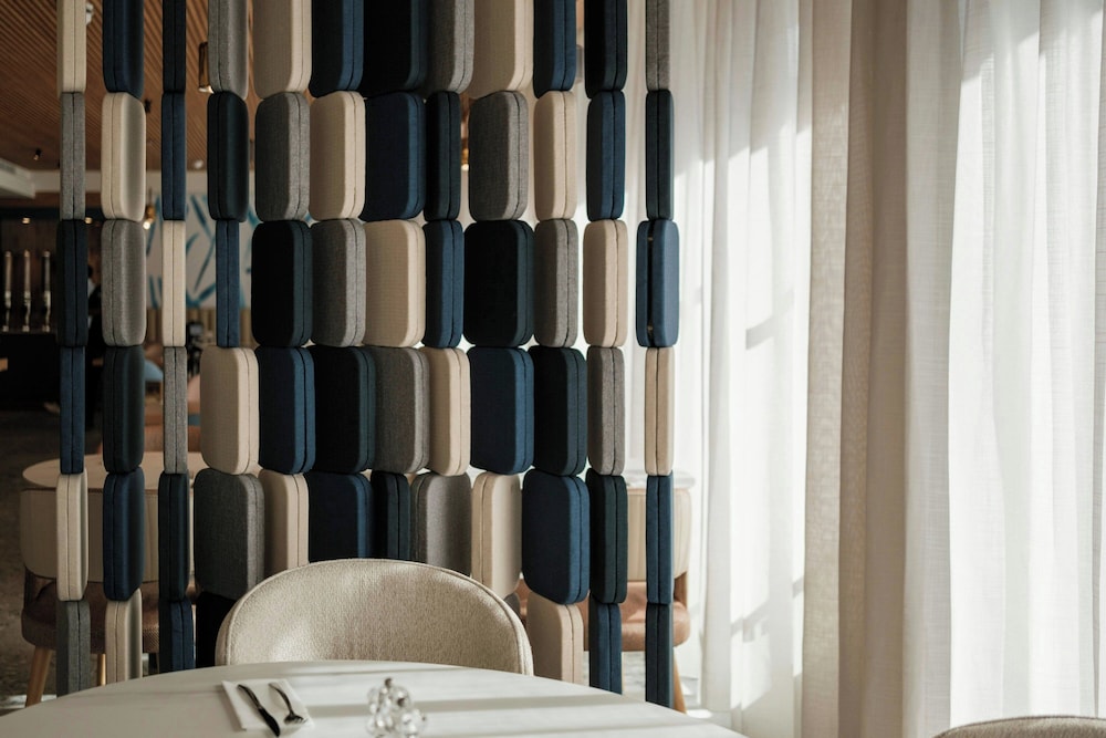 Courtyard by Marriott Sliema — Hotel rooms in Sliema, Malta Island