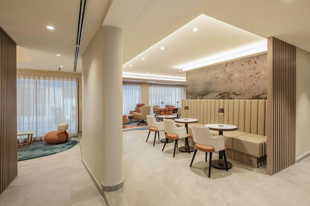 Courtyard by Marriott Sliema — Restaurant & bars in Sliema, Malta Island