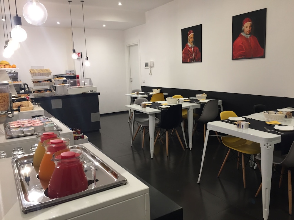 Navona Theatre Hotel — Restaurant & bars in Rome, Lazio