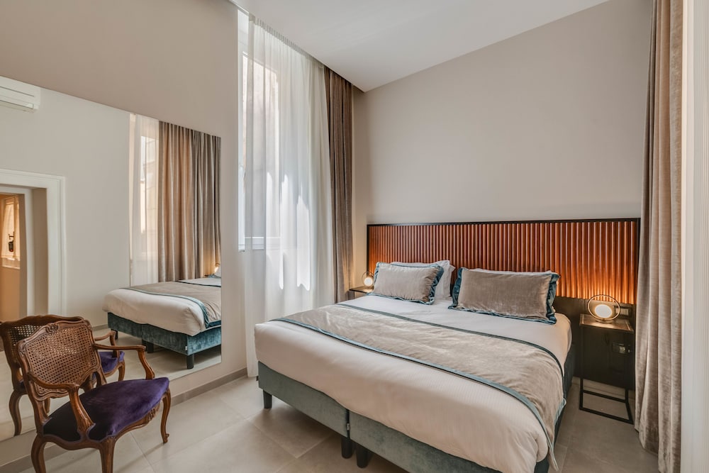Navona Theatre Hotel — Hotel rooms in Rome, Lazio