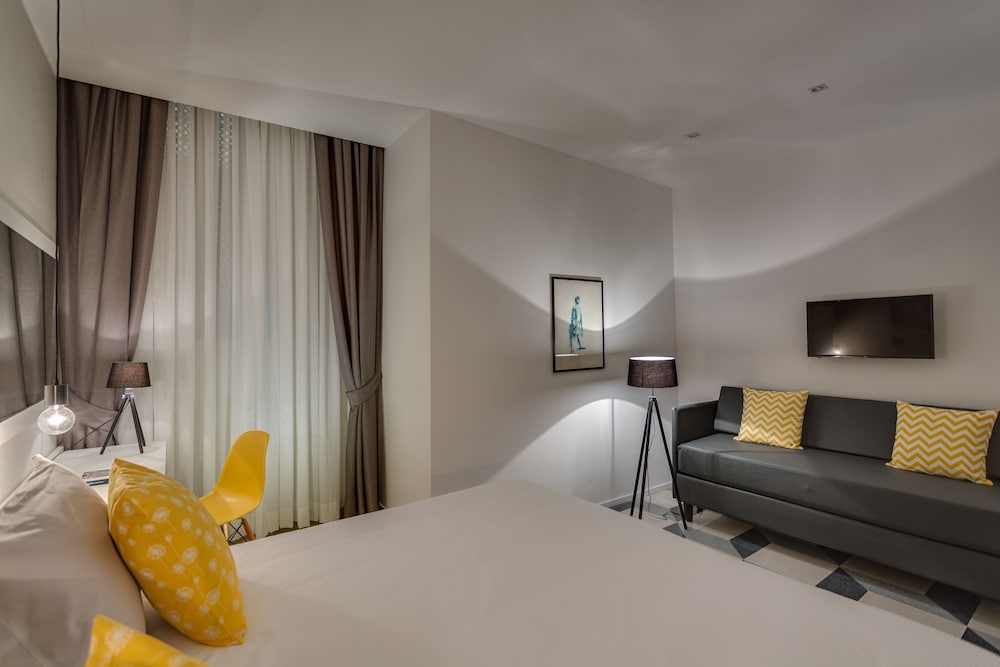 Navona Theatre Hotel — Hotel rooms in Rome, Lazio
